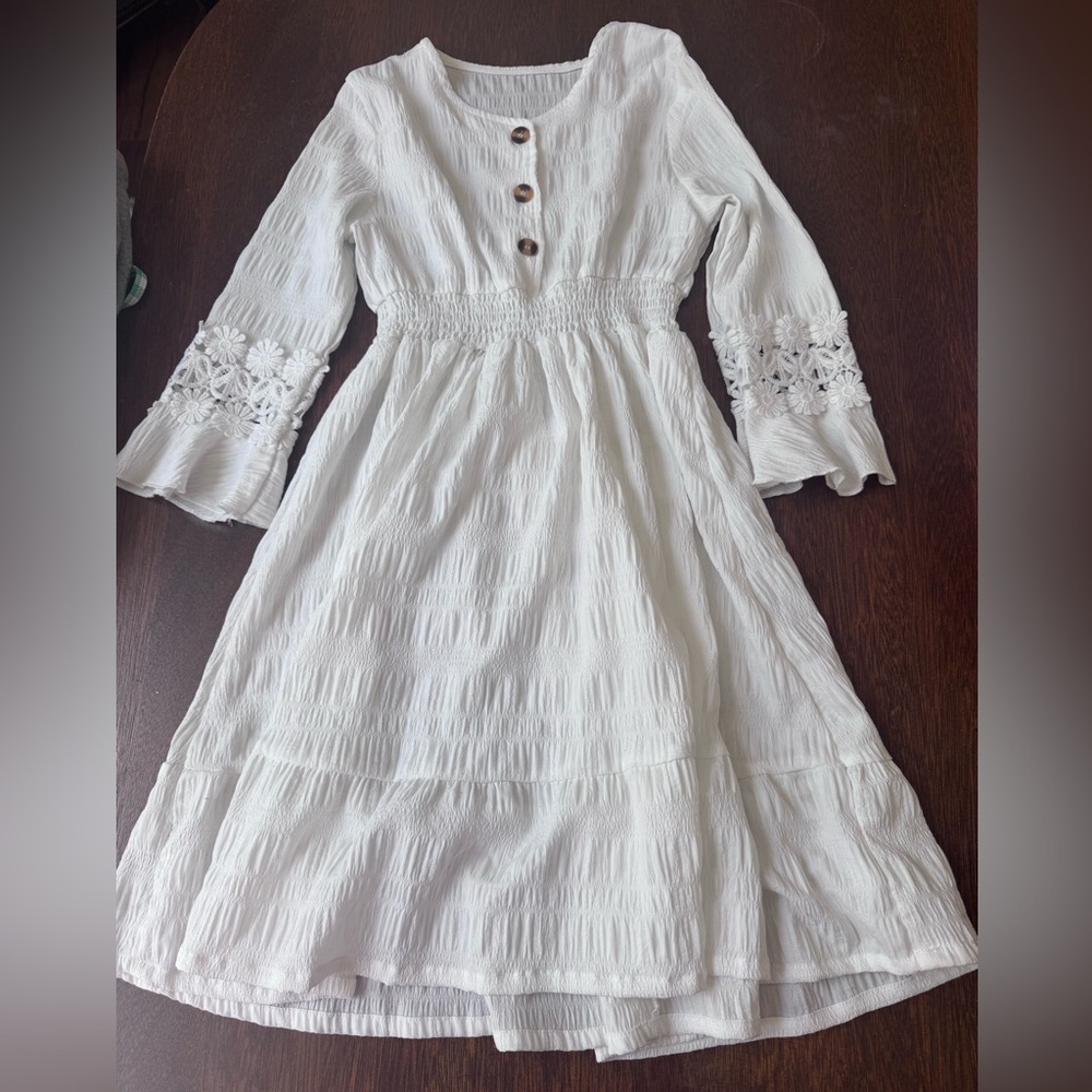 White Floral-Sleeve Smocked Waist Kids Dress